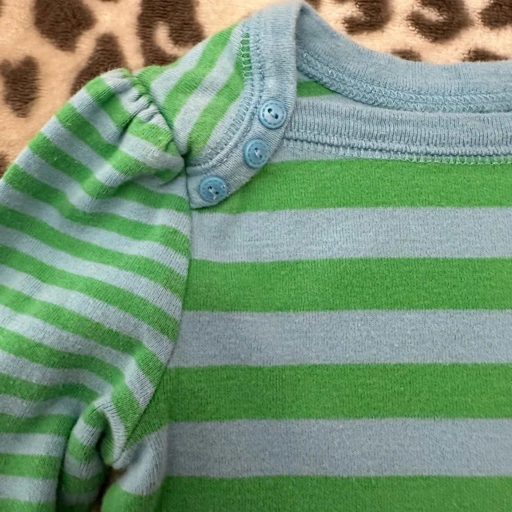 Old Navy Striped T-shirt in Blue Green Size 2T Girls
